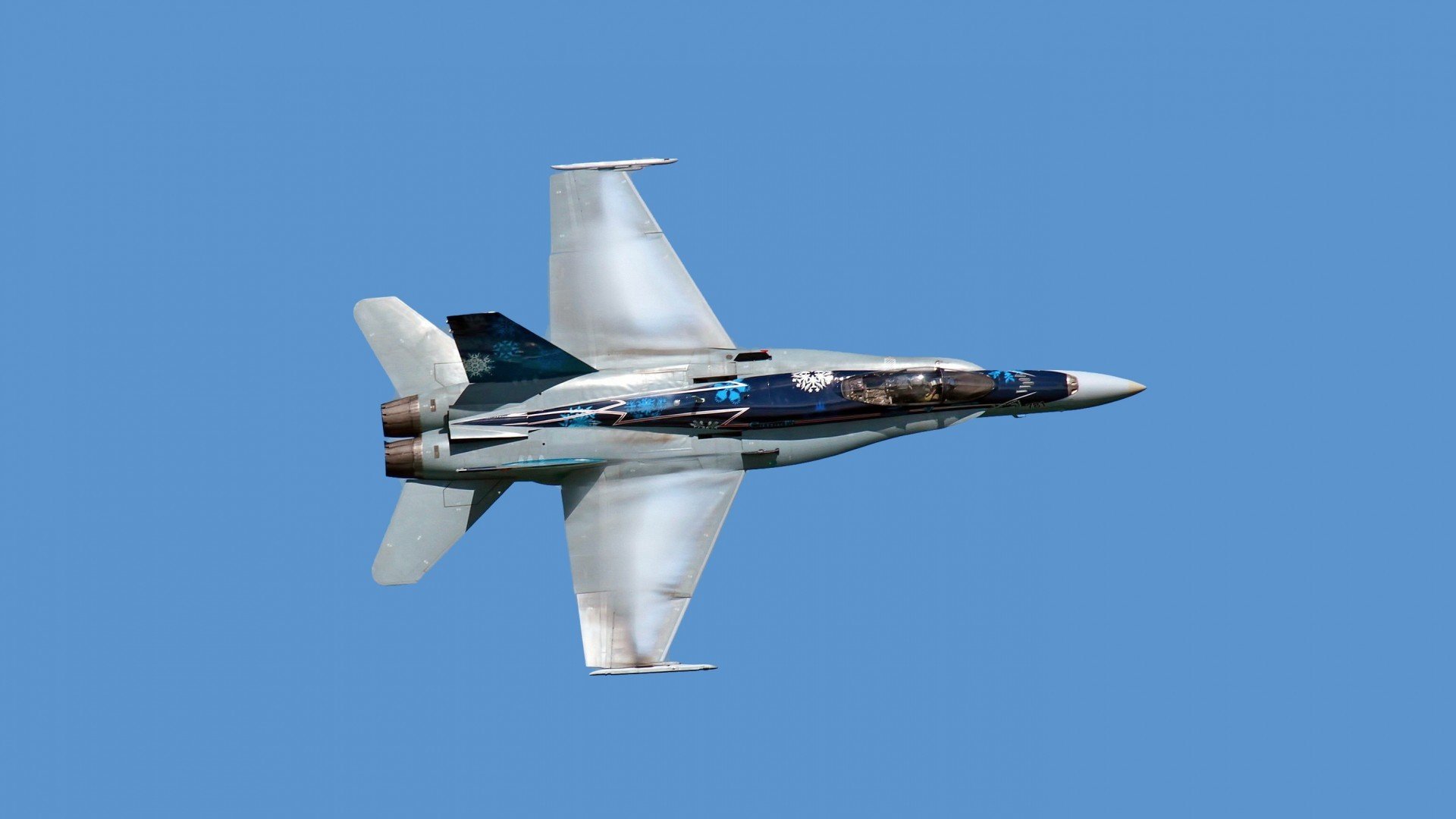 现场家庭观众:台球成为全民娱乐新宠,继续播放台球