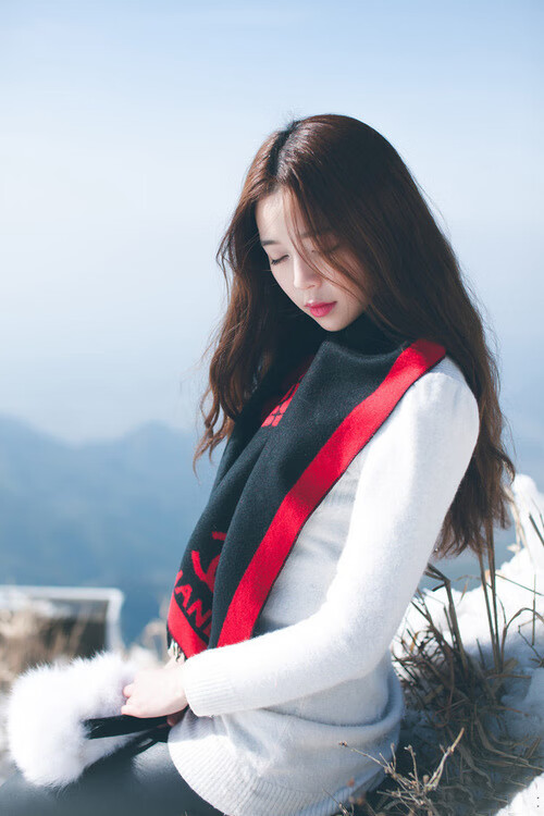 B体育中国内陆官方网站-国际热身赛中国队逆袭 球员精神面貌焕然一新，中国热身赛2 0