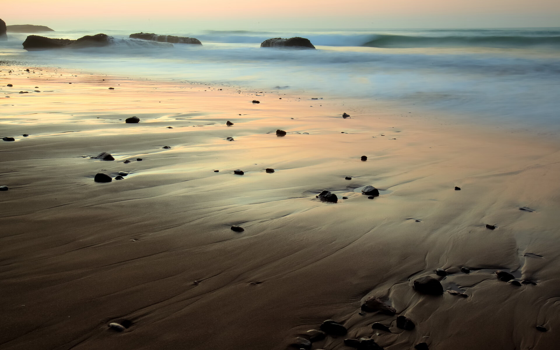 国际足球明星积极参与公益事业，助力青少年的成长和运动发展，国际足球明星名字