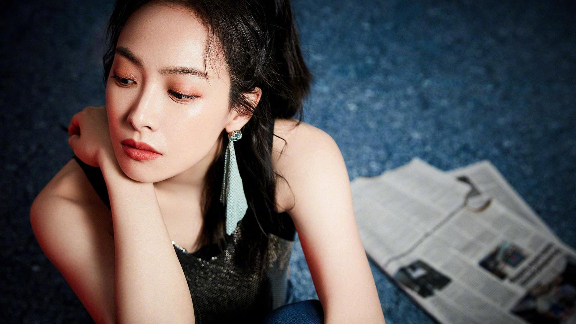 b体育网页版登录入口-新西兰全黑队的球员们展现了极强的攻防转换能力，新西兰全黑队宣传视频