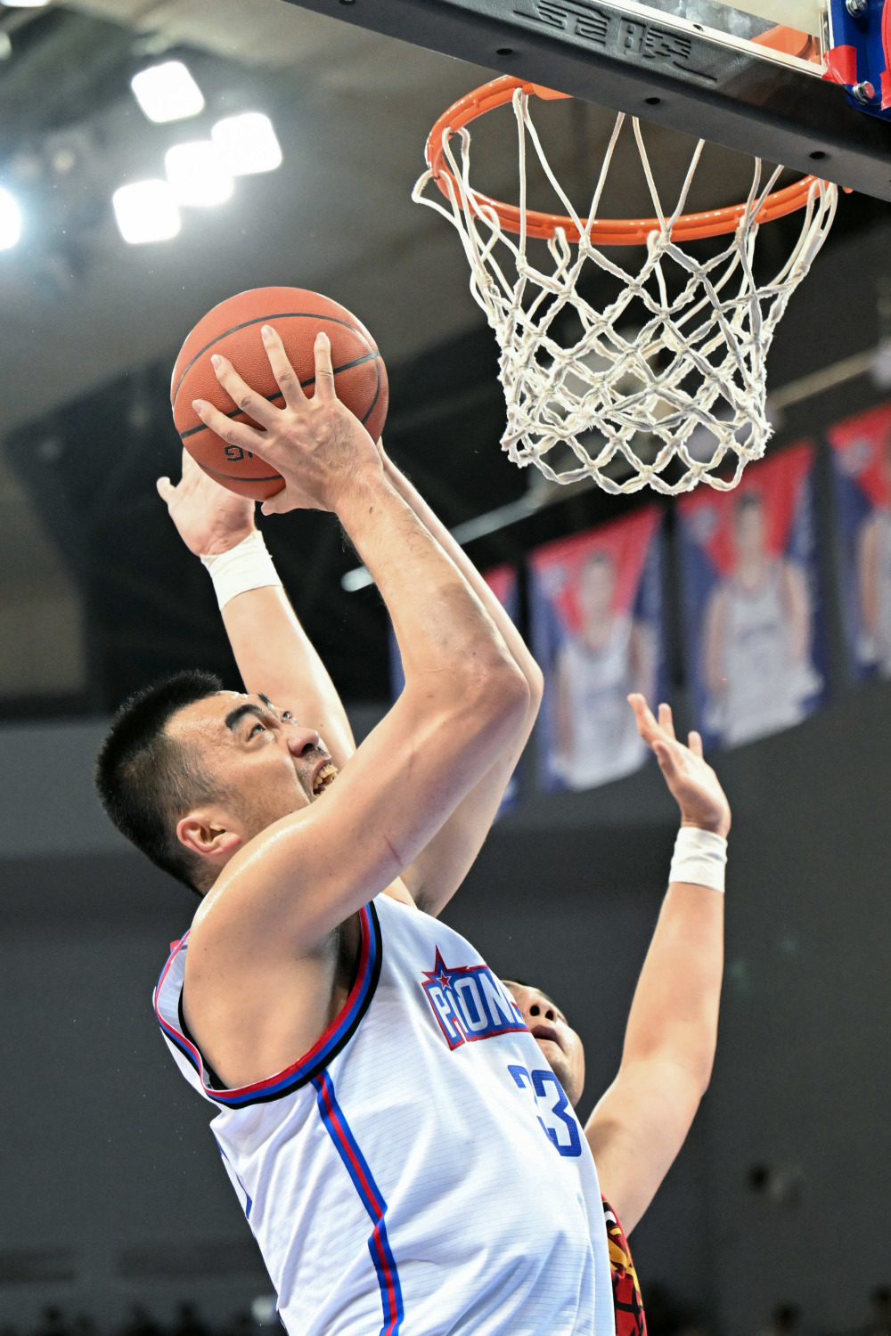 B体育官网：CBA球员心理健康：高压环境下的自我调节的简单介绍