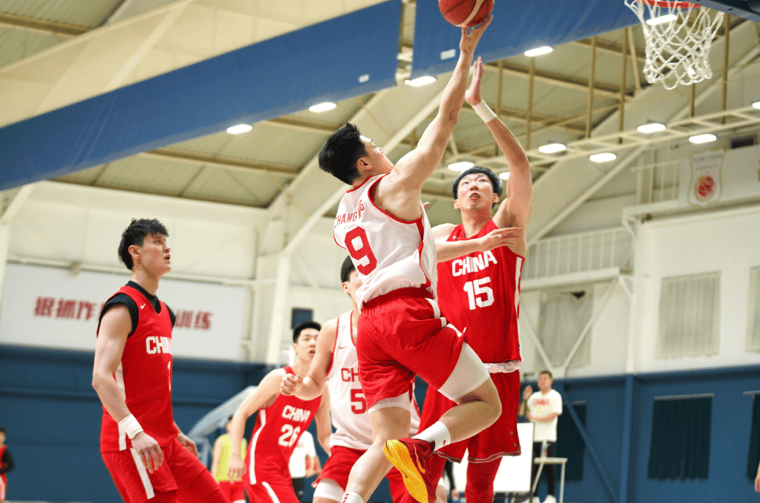 B体育官网：中国男篮的海外训练：如何学习先进经验，提升技战术水平？的简单介绍