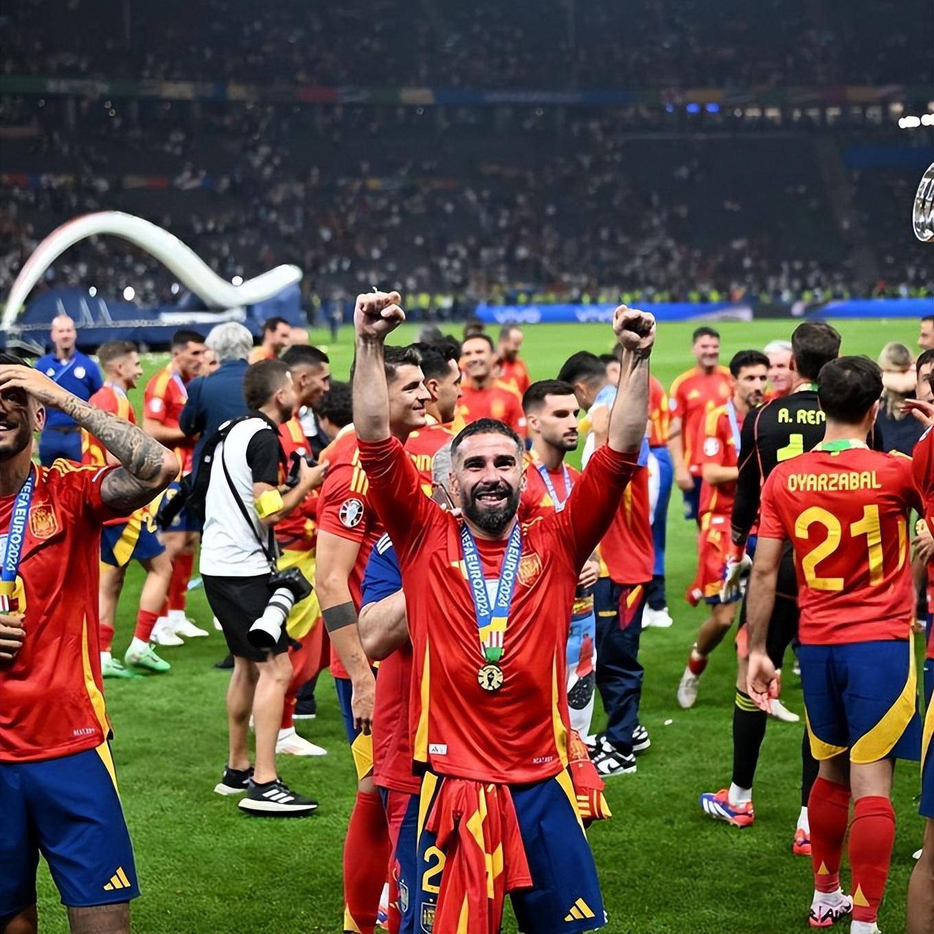 b体育下载:西甲历史上的最佳进攻组合:梅西与苏亚雷斯的传奇的简单介绍 b体育下载:西甲历史上的最佳进攻组合:梅西与苏亚雷斯的传奇的简单介绍